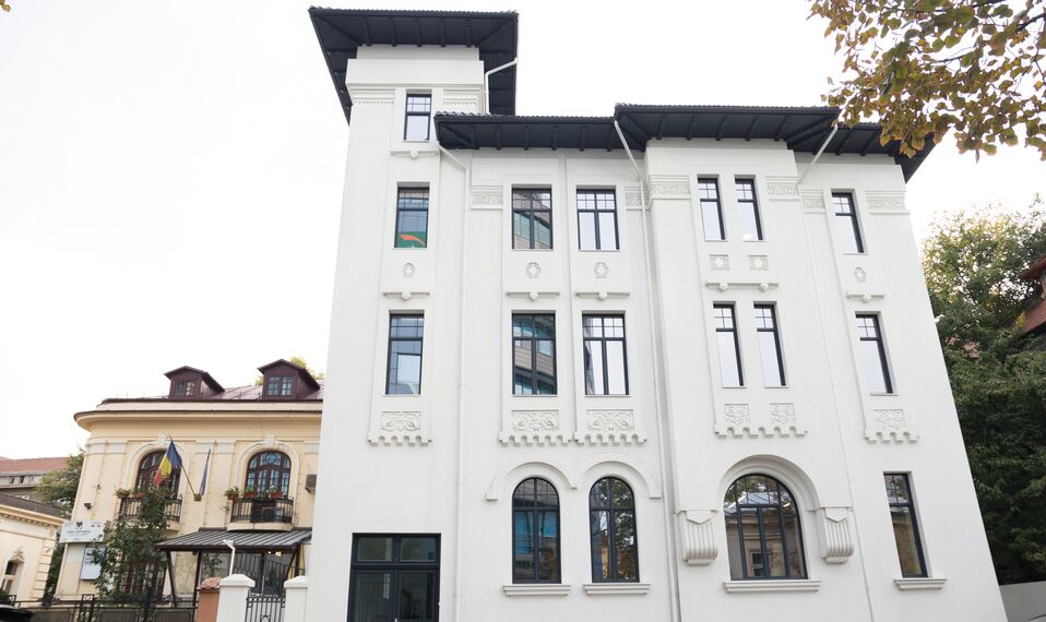 CS 38-SL (c) Cancelled Systems - Polona Building located in Bucharest, Romania