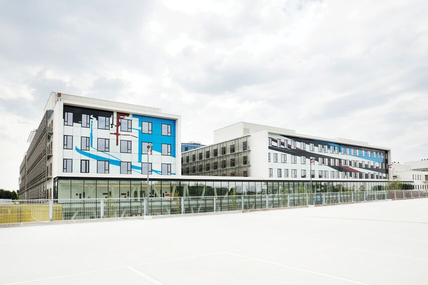 ConceptSystem 77 Windows, BriseSoleil 100 Solar Shading and CS 77 Fire Proof Windows - AZ Sint Maarten located in Mechelen, Belgium