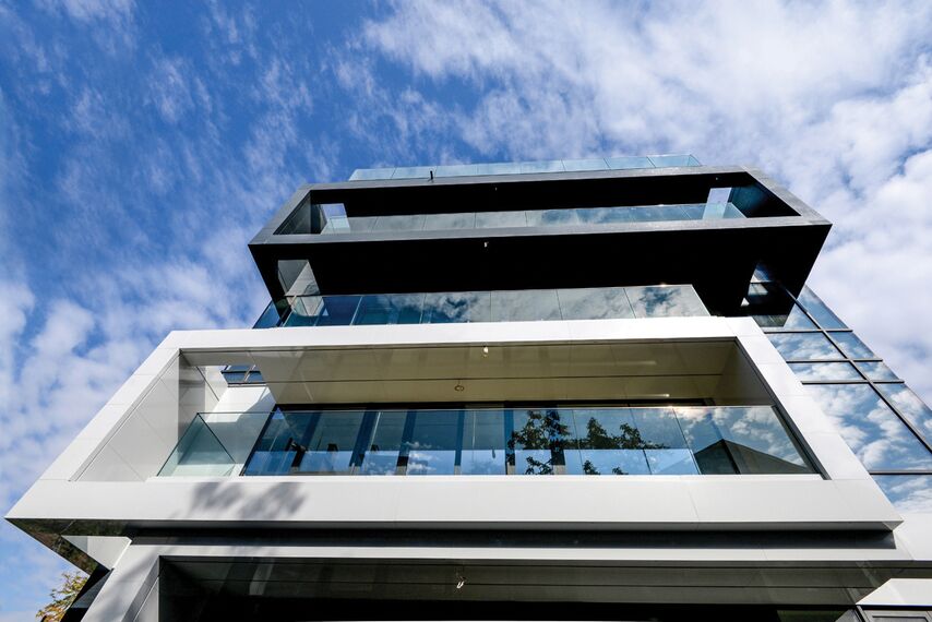 Purity Handles, ConceptSystem 77 Windows and CW 50-HI Façades - Apartmentcomplex Mountain View Residence located in Sofia, Bulgaria