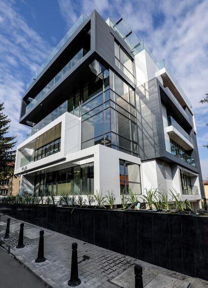 Purity Handles, ConceptSystem 77 Windows and CW 50-HI Façades - Apartmentcomplex Mountain View Residence located in Sofia, Bulgaria
