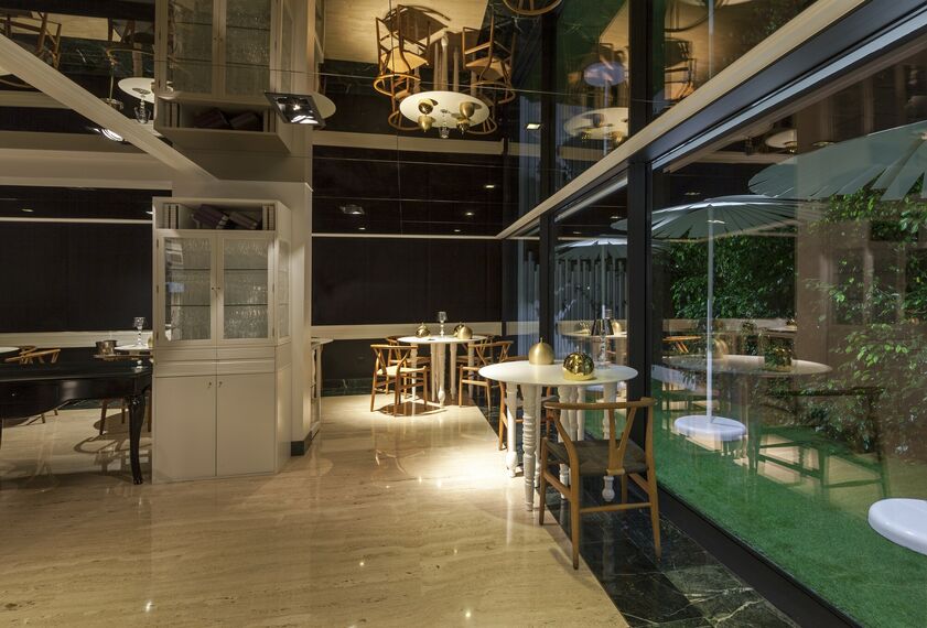 HiFinity Sliding & Folding - Restaurant Quique Dacosta located in Alicante, Spain