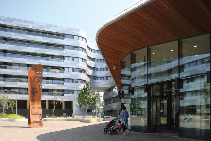 CS 86-HI (c) Cancelled Systems, ConceptWall 50 Façades, ConceptPatio 130 Sliding & Folding, Vision 50 Doors and ConceptSystem 77 Windows - Apartmentcomplex Greenwich Square located in London, United Kingdom