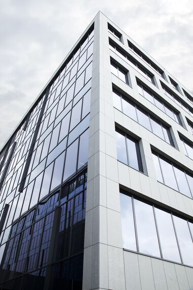 ConceptWall 50 Façades, ConceptSystem 68 Doors and ConceptSystem 68 Windows - City Link Kantoren Berchem located in Berchem, Belgium