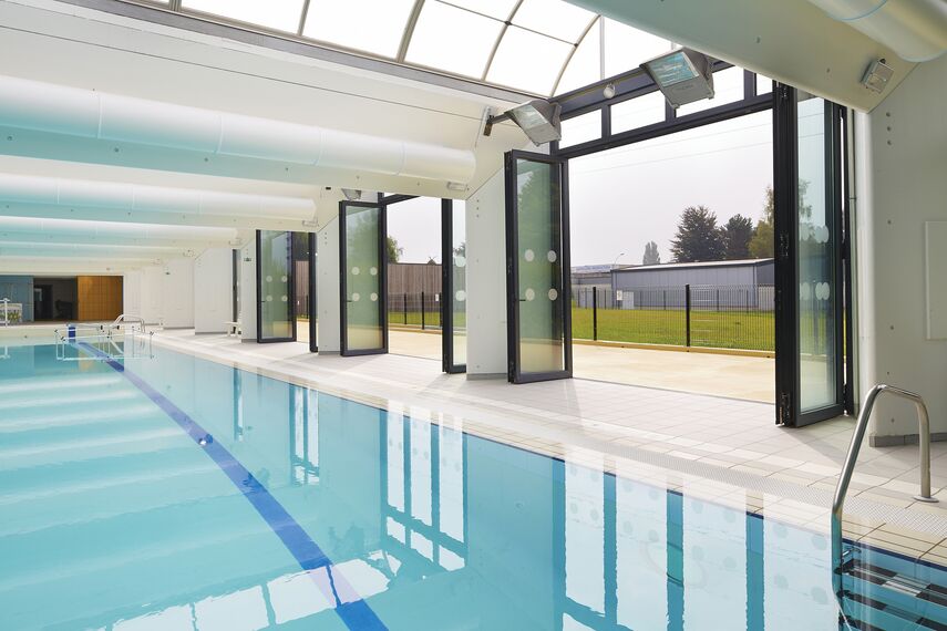 CS 86-HI (c) Cancelled Systems and ConceptFolding 77 Sliding & Folding - Swimming pool Swimming Pool located inFrance