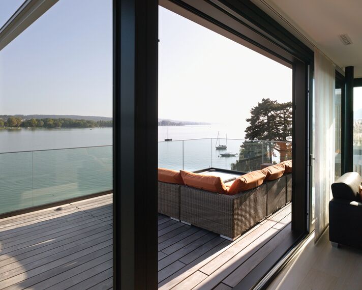 CS 86-HI (c) Cancelled Systems and ConceptWall 50 Façades - Beaurivage Apartments located in Biel, Switzerland