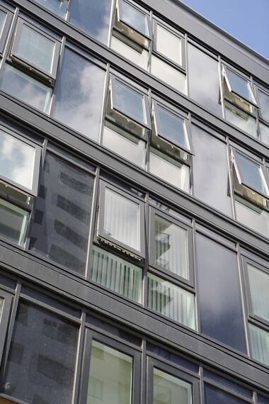 CS 38-SL (c) Cancelled Systems, ConceptSystem 77 Windows, ConceptPatio 130 Sliding & Folding, Vision 50 Doors and ConceptWall 50 Façades - Paynes & Borthwick located in London, United Kingdom