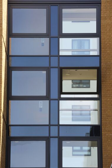 CS 38-SL (c) Cancelled Systems, ConceptSystem 77 Windows, ConceptPatio 130 Sliding & Folding, Vision 50 Doors and ConceptWall 50 Façades - Paynes & Borthwick located in London, United Kingdom