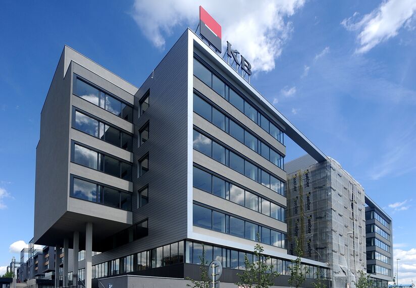 CS 86-HI (c) Cancelled Systems and ConceptWall 50 Façades - Západní město - City West - Office Building located in Prague, Czech Republic