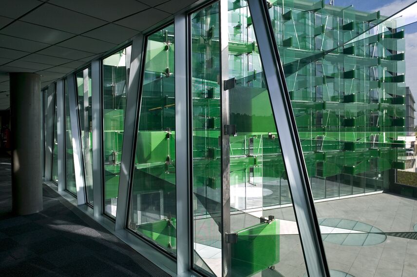 ConceptSystem 68 Windows, ConceptSystem 68 Doors, ConceptWall 50 Façades and ConceptWall 86 Façades - Coca-Cola headquarters Spain located in Madrid, Spain