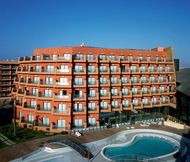 ConceptWall 50 Façades, ThermoRoof 200 Conservatories and RB 10 Complementary Systems - Hotel Portobello located in Roquetas de Mar (Almeria), Spain