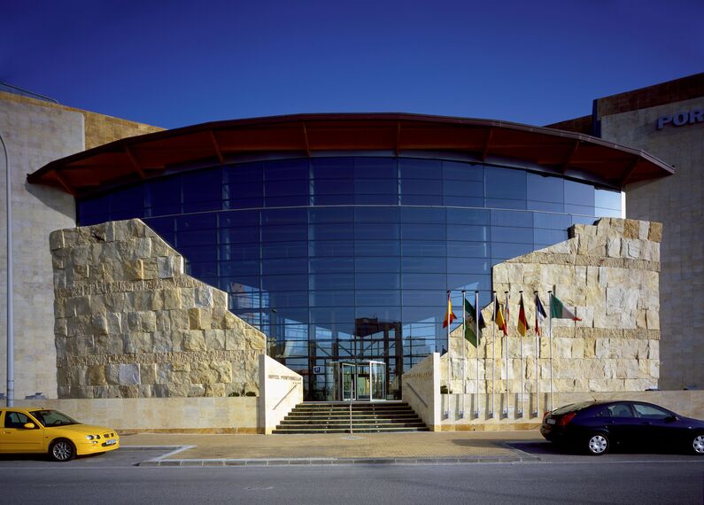 ConceptWall 50 Façades, ThermoRoof 200 Conservatories and RB 10 Complementary Systems - Hotel Portobello located in Roquetas de Mar (Almeria), Spain