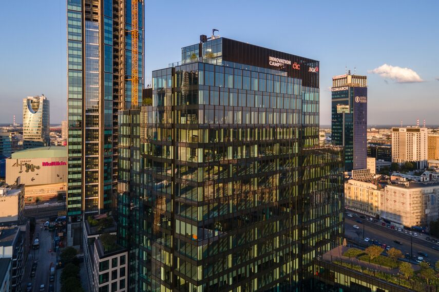 ConceptWall 50 Giydirme Cepheler, MasterLine 8 Pencereler, CW 50-HI Giydirme Cepheler, CW 50-SC Giydirme Cepheler, MasterLine 8 Standard Pencereler ve MasterLine 8 Pencereler - Varso 1 & 2 konumlanmış Warsaw, Polonya