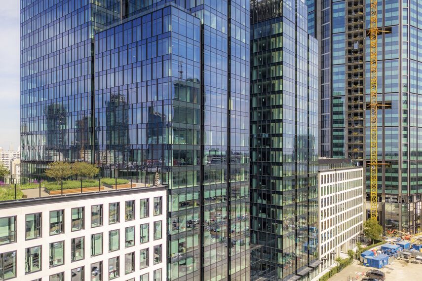 ConceptWall 50 Giydirme Cepheler, MasterLine 8 Pencereler, CW 50-HI Giydirme Cepheler, CW 50-SC Giydirme Cepheler, MasterLine 8 Standard Pencereler ve MasterLine 8 Pencereler - Varso 1 & 2 konumlanmış Warsaw, Polonya