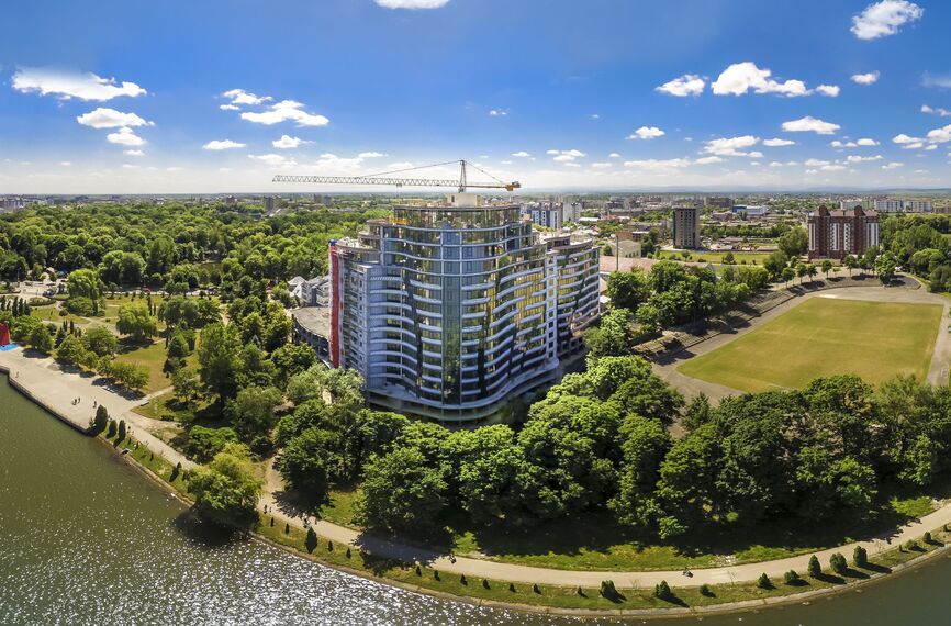 MasterLine 8-HI Doors and CW 50-HI Façades - Parus located in Ivano-Frankivsk, Ukraine