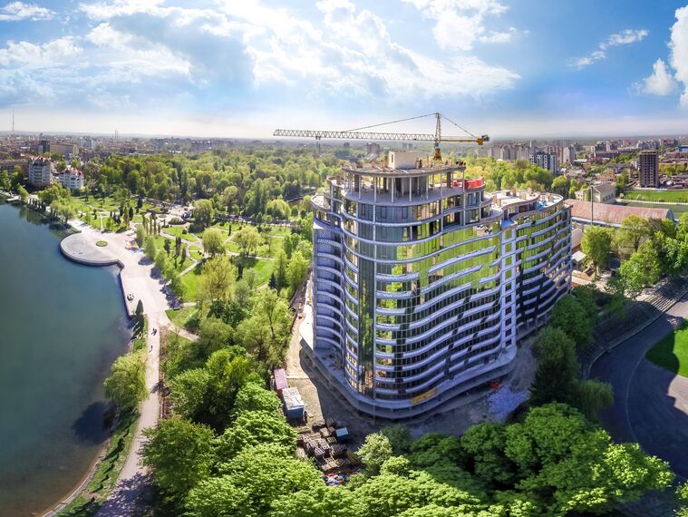 MasterLine 8-HI Doors and CW 50-HI Façades - Parus located in Ivano-Frankivsk, Ukraine