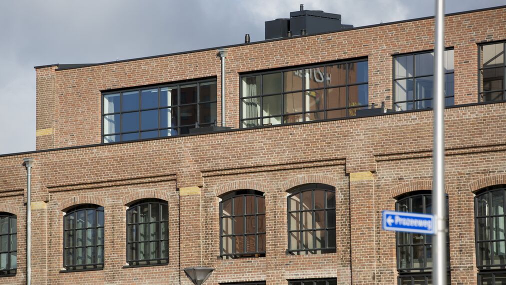 CS 24-SL (c) Cancelled Systems, SlimLine 38 Standard Windows and SlimLine 38 Classic Windows - Neerlandia located in Utrecht, The Netherlands