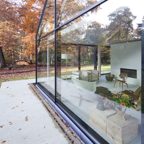 ConceptPatio 130 Sürme Sistemler, ConceptSystem 77 Pencereler ve ConceptWall 50 Giydirme Cepheler - House The Brouwhuis konumlanmış Oisterwijk, Hollanda