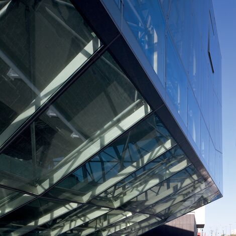 ConceptSystem 77 Doors, ConceptWall 60 Façades and ConceptSystem 77 Windows - Ambar Engineering & Innovation Centre located in Santander, Spain