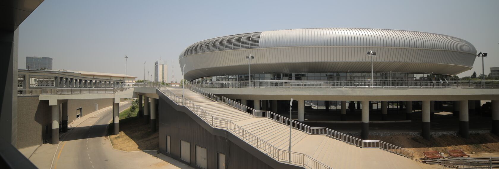 ConceptSystem 77 Kapılar ve CW 50-HI Giydirme Cepheler - Sports Humo Arena konumlanmış Tashkent, Uzbekistan