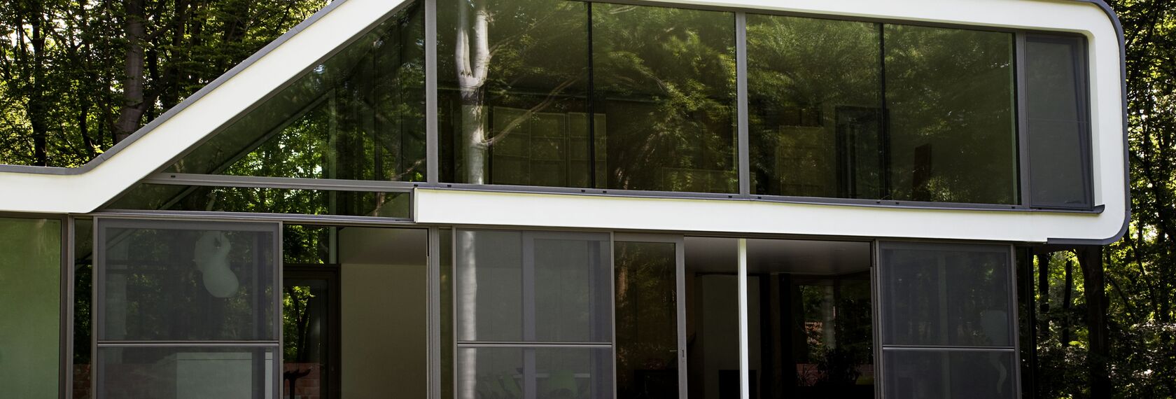 ConceptSystem 77 Pencereler, ConceptSystem 77 Kapılar, ConceptWall 50 Giydirme Cepheler, CS 86-HI (c) İptal Edilen Sistemler ve CP 50 Sürme Sistemler - Van Acker Sissau villa konumlanmış Loppem, Belçika