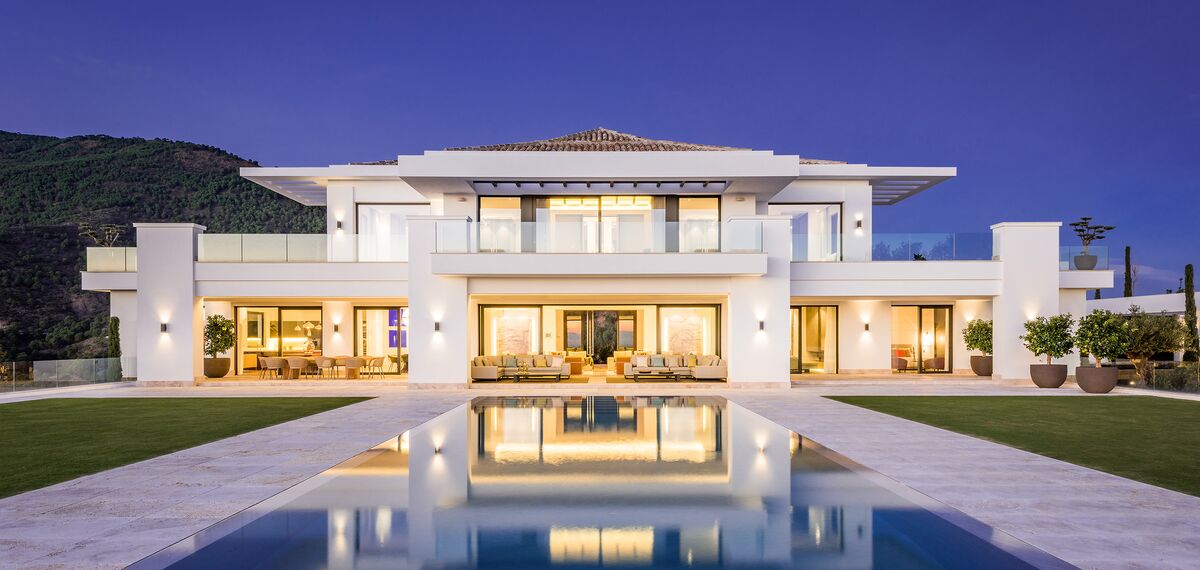 HiFinity Sürme Sistemler, ConceptSystem 77 Pencereler ve EcoSystem 50 Pencereler - Heaven 11 konumlanmış Marbella, ispanya