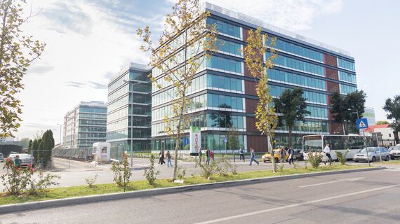 CS 86-HI (c) Cancelled Systems and CW 65-EF/HI Façades - Business center Oregon Park located in Bucharest, Romania