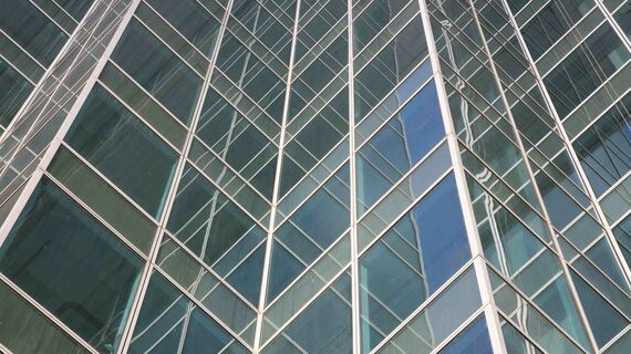 ConceptSystem 77 Kapılar, ConceptWall 86 Giydirme Cepheler, ConceptSystem 77 Pencereler ve ConceptWall 50 Giydirme Cepheler - Avilon Plaza konumlanmış Moscow, Rusya