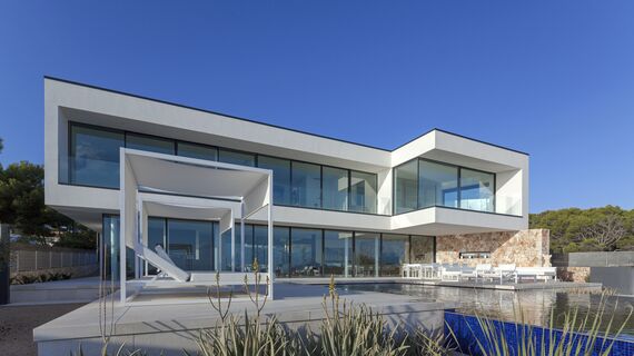 ConceptPatio 68 Sliding & Folding and HiFinity Sliding & Folding - Villa El Mar located inSpain