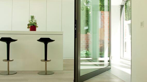 ConceptSystem 77 Pencereler, ConceptSystem 77 Kapılar, ConceptWall 50 Giydirme Cepheler, CS 86-HI (c) İptal Edilen Sistemler ve CP 50 Sürme Sistemler - Van Acker Sissau villa konumlanmış Loppem, Belçika