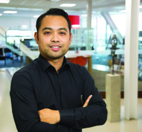 ConceptFolding 77 Sürme Sistemler ve ConceptWall 50 Giydirme Cepheler - DC New Logic III konumlanmış Tilburg, Hollanda